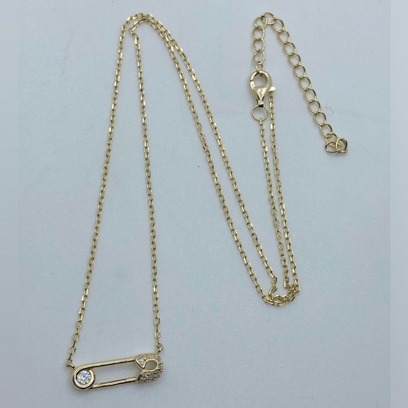 STERLING Silver Cable Link Chain w Sparkly Cubic Zirconia Safety Pin Pendant 18” - Picture 2 of 6